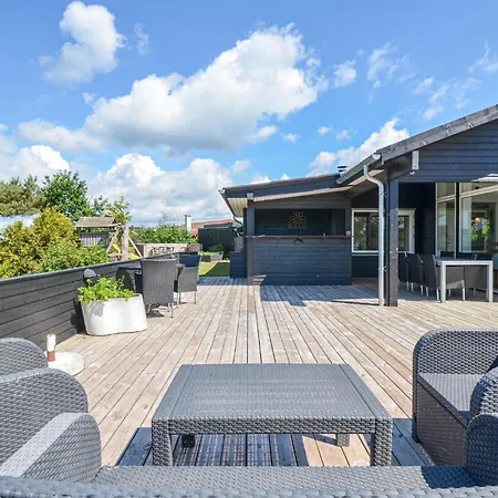 Gorgeous In With Sauna Knebel